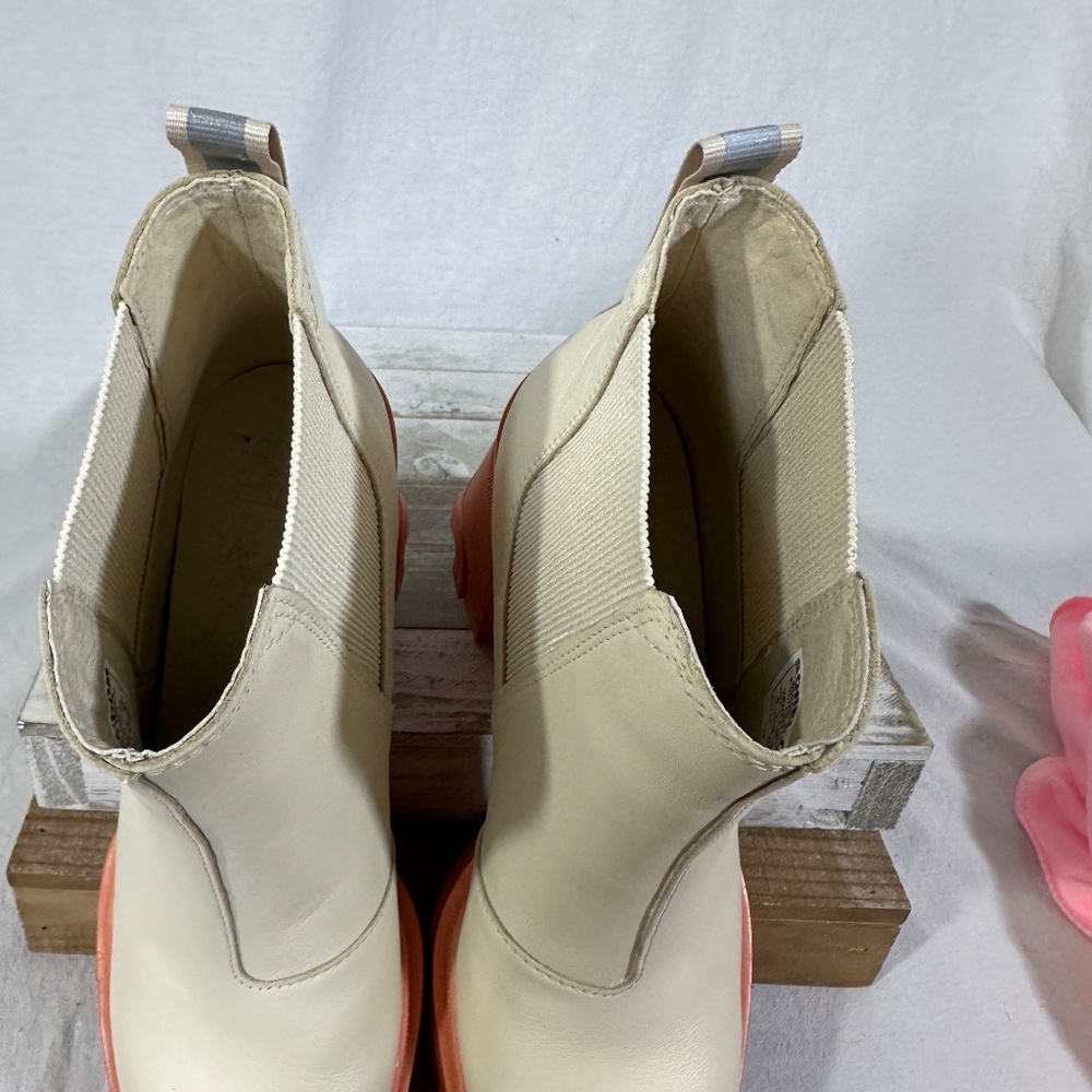 SOREL Cream Leather  Platform Boots - Picture 7 of 7